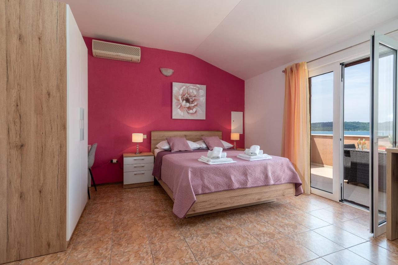 Apartments Villa Magdalena Trogir Exterior foto